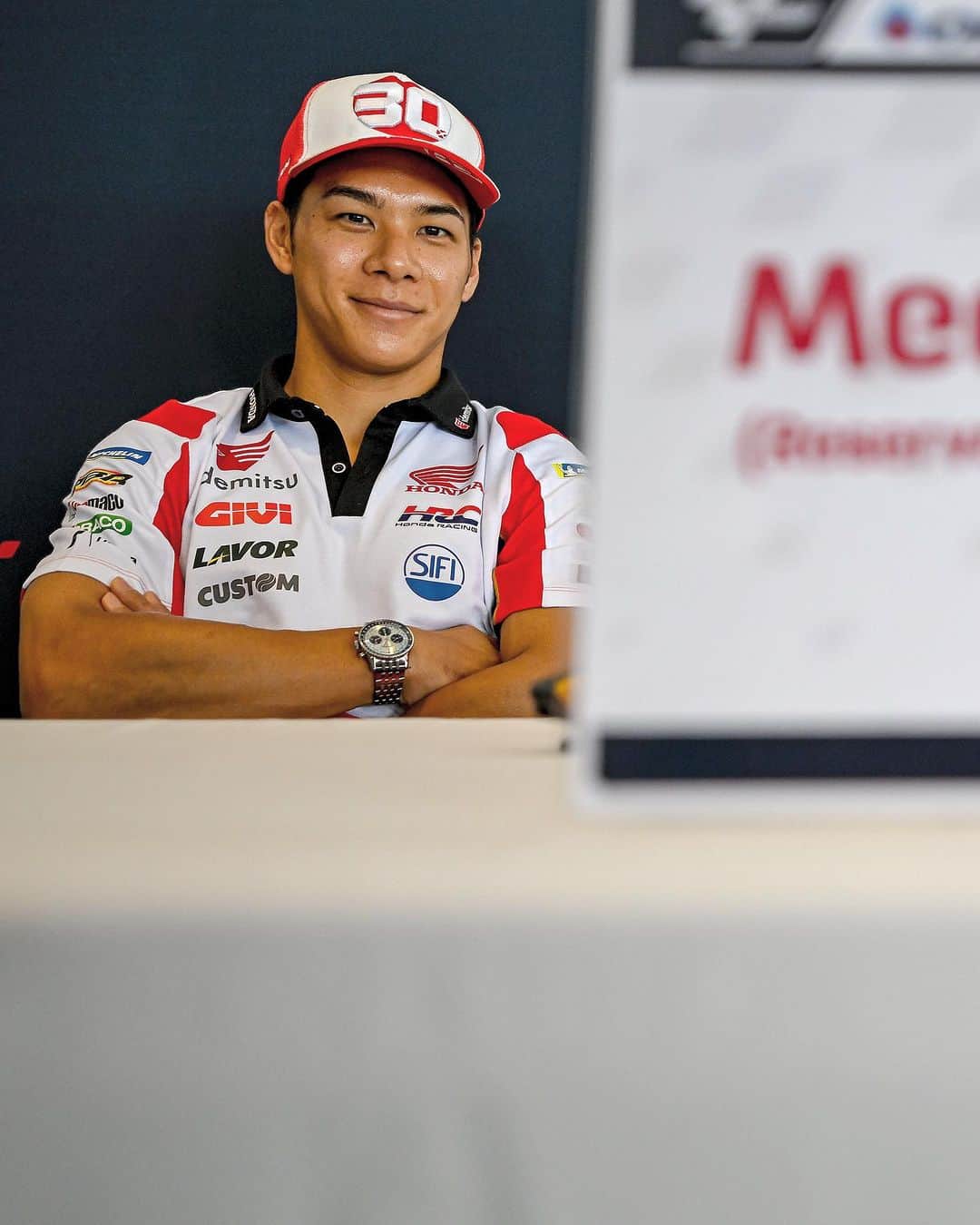 中上貴晶さんのインスタグラム写真 - (中上貴晶Instagram)「Thursday at #ThaiGP 🇹🇭 Everything really for the weekend 💪🏼  รอไม่ไหวแล้ว!  #MotoGP」10月26日 22時34分 - takanakagami