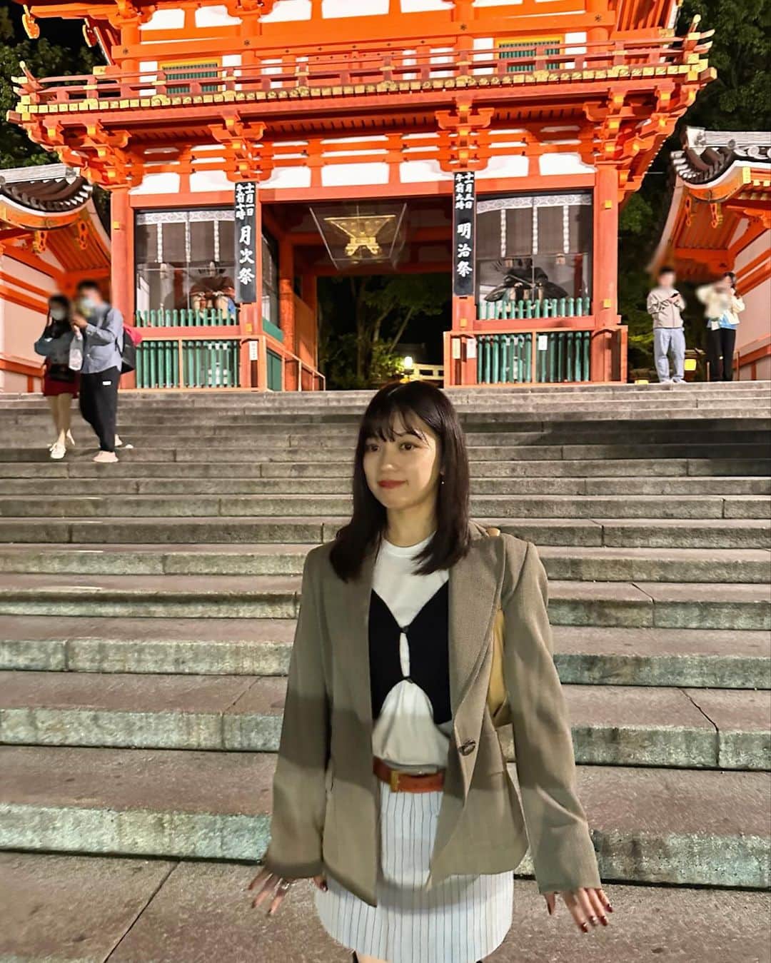 mizukiのインスタグラム：「kyoto！⛩️🎀💞 ㅤㅤㅤㅤㅤㅤㅤㅤㅤㅤㅤㅤㅤ 久しぶりに来られて嬉しい☺️ みんながおすすめのお店たくさん教えてくれたので頑張っていろいろ行きたい！！🍵🤍 ㅤㅤㅤㅤㅤㅤㅤㅤㅤㅤㅤㅤㅤ #京都#祇園#日韓夫婦#한일부부」