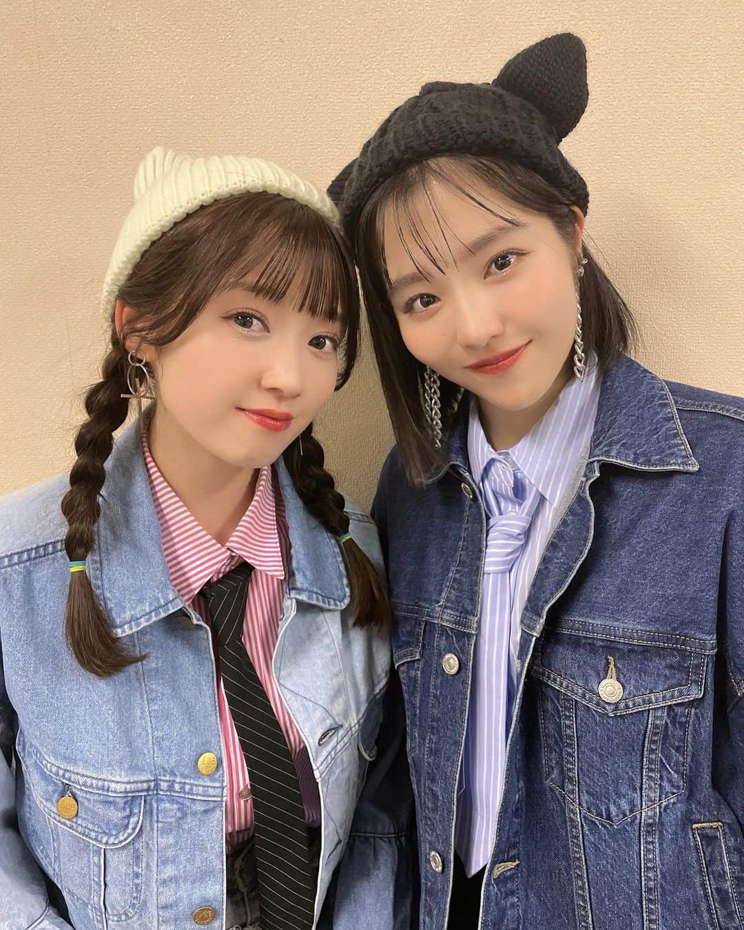 のインスタグラム：「* 👭‎🤍🖤 ⁡ ⁡ やまいちイベ💎🍏 ほわほわ楽しかった〜〜☺️ ⁡ ⁡ #tsubaki_factory #山岸理子 #一岡伶奈 #やまいち #とにかく笑った時間 #夢叶った #ラストのFCイベでした #ありがとう」