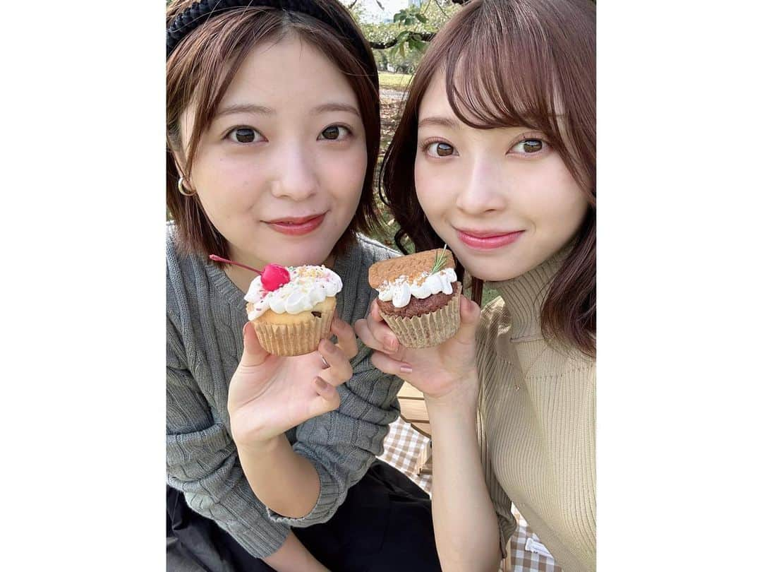 辻野かなみさんのインスタグラム写真 - (辻野かなみInstagram)「❤︎  ⁡ 先日、#工藤美桜 ちゃんと ピクニックしたよ🧁🧺🤍  こういうピクニックしてみたかったから嬉しい☺️ ⁡ みおの可愛さに終始癒されてました🥰 ⁡ 最近は、心地いい気温で過ごしやすい♪ ⁡ #辻野かなみ　#かなみん　 #おしゃピク  #ピクニック  #秋ピクニック #超ときめき宣伝部　#超とき宣 #𝗂𝗇𝗌𝗍𝖺𝗀𝗈𝗈𝖽 #𝗂𝗇𝗌𝗍𝖺𝗅𝗂𝗄𝖾 #𝖿𝗈𝗅𝗅𝗈𝗐𝗆𝖾 #𝗅𝗈𝗏𝖾 #데일리룩　#데일리룩코디　#패션	#오오티디 #데일리　#좋아요　#팔로우」10月26日 22時39分 - kanami_tsujino_official