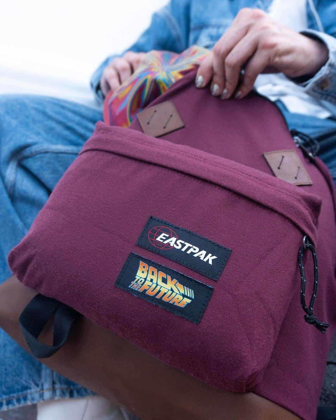 イーストパックさんのインスタグラム写真 - (イーストパックInstagram)「Going back to our roots with the iconic Padded Pak’r as seen as in the Back to the Future movie with Marty McFly.  Tap the link in our bio to shop the collection. #builttoresist #backtothefuturexeastpak」10月26日 23時13分 - eastpak