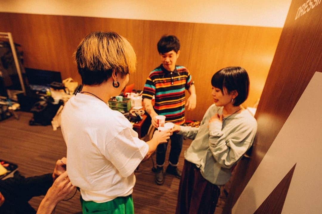 せとゆいかのインスタグラム：「2023.10.26 ZEPP OSAKA BAYSIDE Creepy Nuts TWO MAN TOUR生業  やっとやっとクリーピーと対バンできた！！ ライブかっこ良すぎたし、 やっぱり謙虚で腰が低くとても素敵なお二方。  そしてお客さんもとってもあったかくて、 楽しんでくれて本当にありがとうございました！  photo by日吉"JP"純平 @junpeihiyoshi」