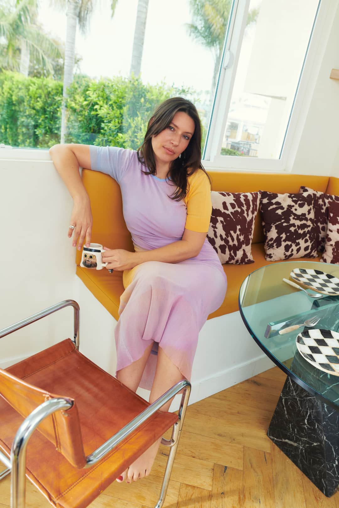 ロンハーマンさんのインスタグラム写真 - (ロンハーマンInstagram)「We sat down with Sylvia Knight, founder and curator of Decorjois, to discuss her unique upbringing, her journey into the interior design space and from where she draws her inspiration. We're proud to house so many special pieces from her collection of vintage furniture and objects at RH Melrose, which are also available for purchase. ⁣ "I think about the relationship between objects. Anyone can throw a handful of design icon pieces in a room, and I see it all the time and the pieces have nothing to do with one another. The room is full of good pieces but the room is bad. On the other hand, I can’t stand when a room is all one era or aesthetic - it ends up looking like a museum or a period movie set. Objects in a good room can and should relate to one another and it’s exciting to figure out why and how objects relate, beyond era. It’s not intellectual but rather a resonance."」10月26日 23時15分 - ronhermanstore