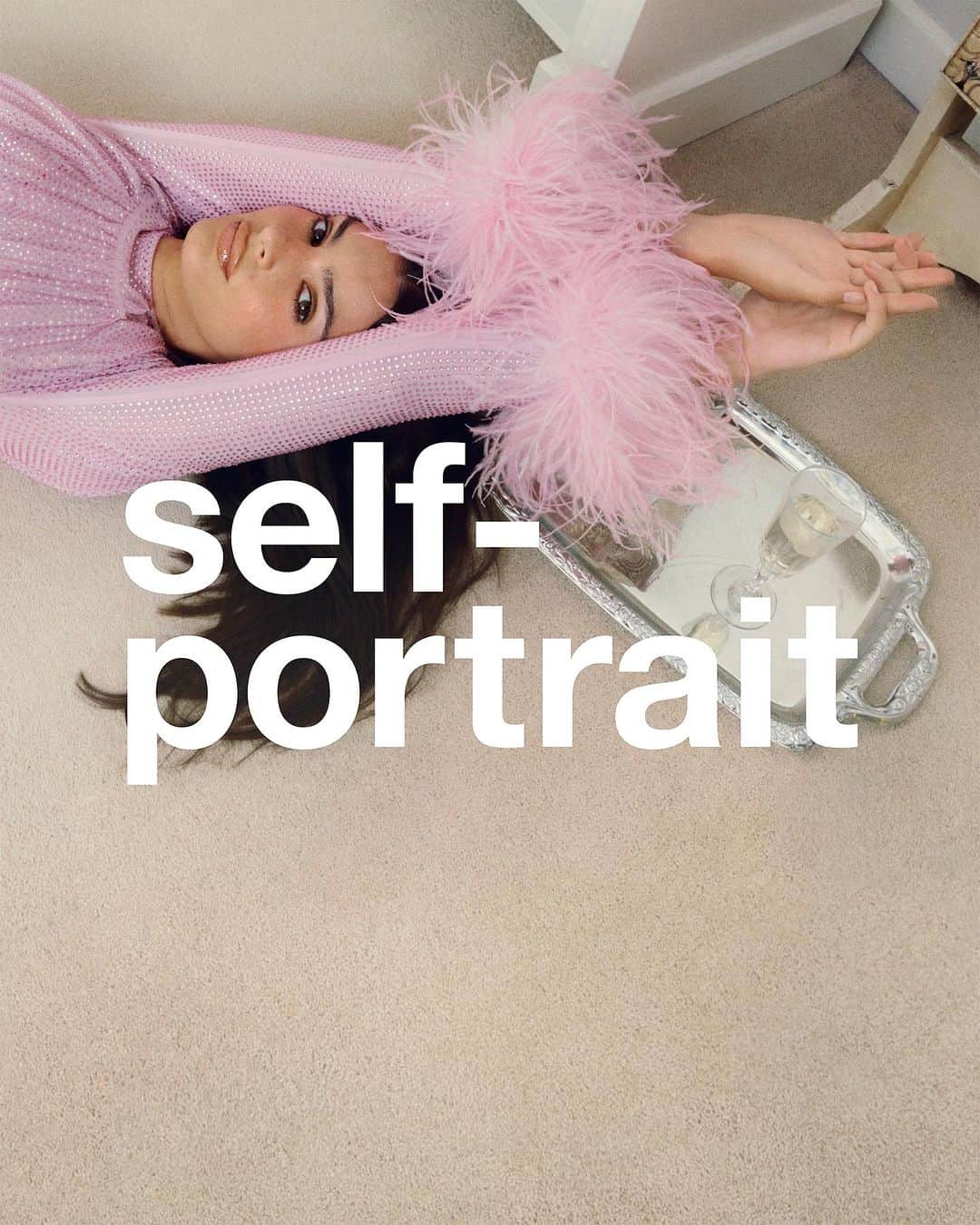 SELF PORTRAITのインスタグラム：「AT HOME WITH SELF-PORTRAIT   Home, a place of unexpected splendour」