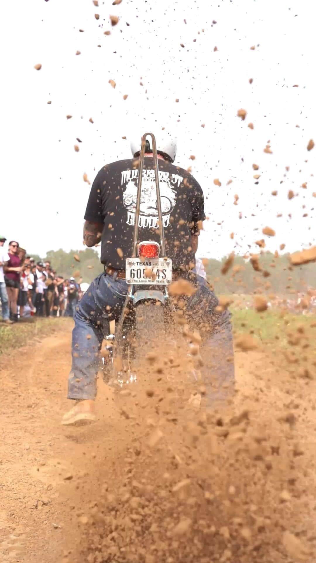 Harley-Davidsonのインスタグラム：「Living it up in the Lone Star State.​  @bornfreeshow Texas 2 was a whirlwind of motorcycles, music, racing and camaraderie 🤠​  📷 @chicken_fried_choppers​  #HarleyDavidson #BornFreeShow #BornFreeTexas #BFTX​」