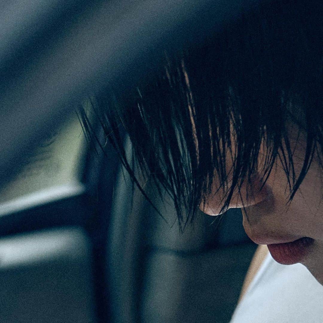 SHINeeのインスタグラム：「TAEMIN 태민 The 4th Mini Album 'Guilty' | Trailer Photo 2  〖Guilty - The 4th Mini Album〗 ➫ 2023.10.30 6PM KST  #TAEMIN #태민 @xoalsox  #SHINee #샤이니 #Guilty #TAEMIN_Guilty」