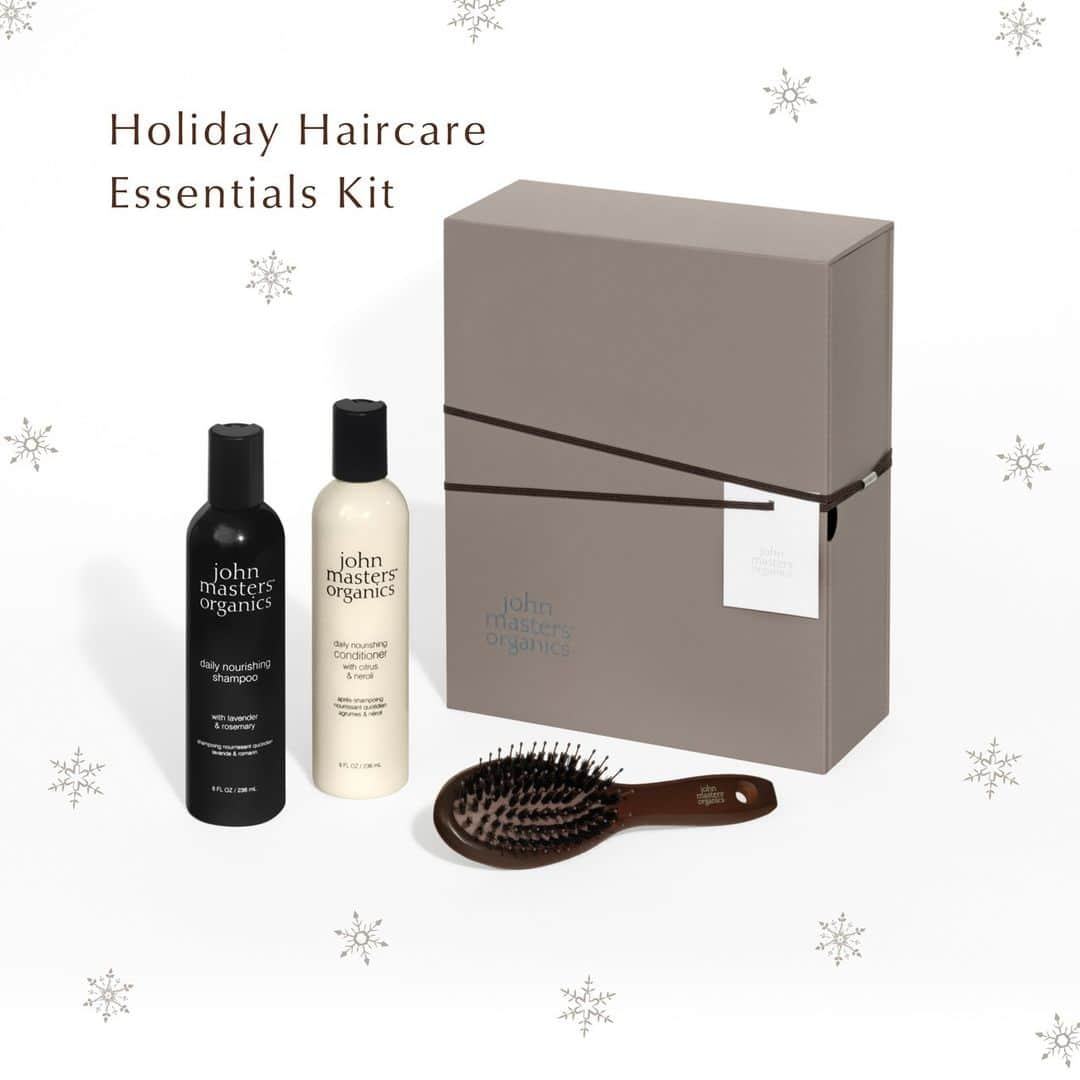 John Masters Organicsのインスタグラム：「Our Holiday Gift Kits are here!!! 🎁⁠ ⁠ ✨Our Holiday Haircare Essentials Kit features our 8oz Daily Nourishing Shampoo with Lavender and Rosemary, 8oz Daily Nourishing Conditioner with Citrus and Neroli, and our Mini Combo Paddle Brush.⁠ ⁠ ✨Our Merry Mane Must-Haves Kit features our mini Deep Moisturizing Shampoo with Evening Primrose, mini Deep Moisturizing Conditioner with Lavender and Avocado, and our mini Hydrate and Protect Hair Milk with Rose and Apricot.⁠ ⁠ ✨Our Hand Care Duo Kit features our Hand Wash with Lemon and Ginger and our Hand Cream with Lemon and Ginger. ⁠ ⁠ Grab your holiday kits now while they last! Available now on www.johnmasters.com. 🤎⁠」