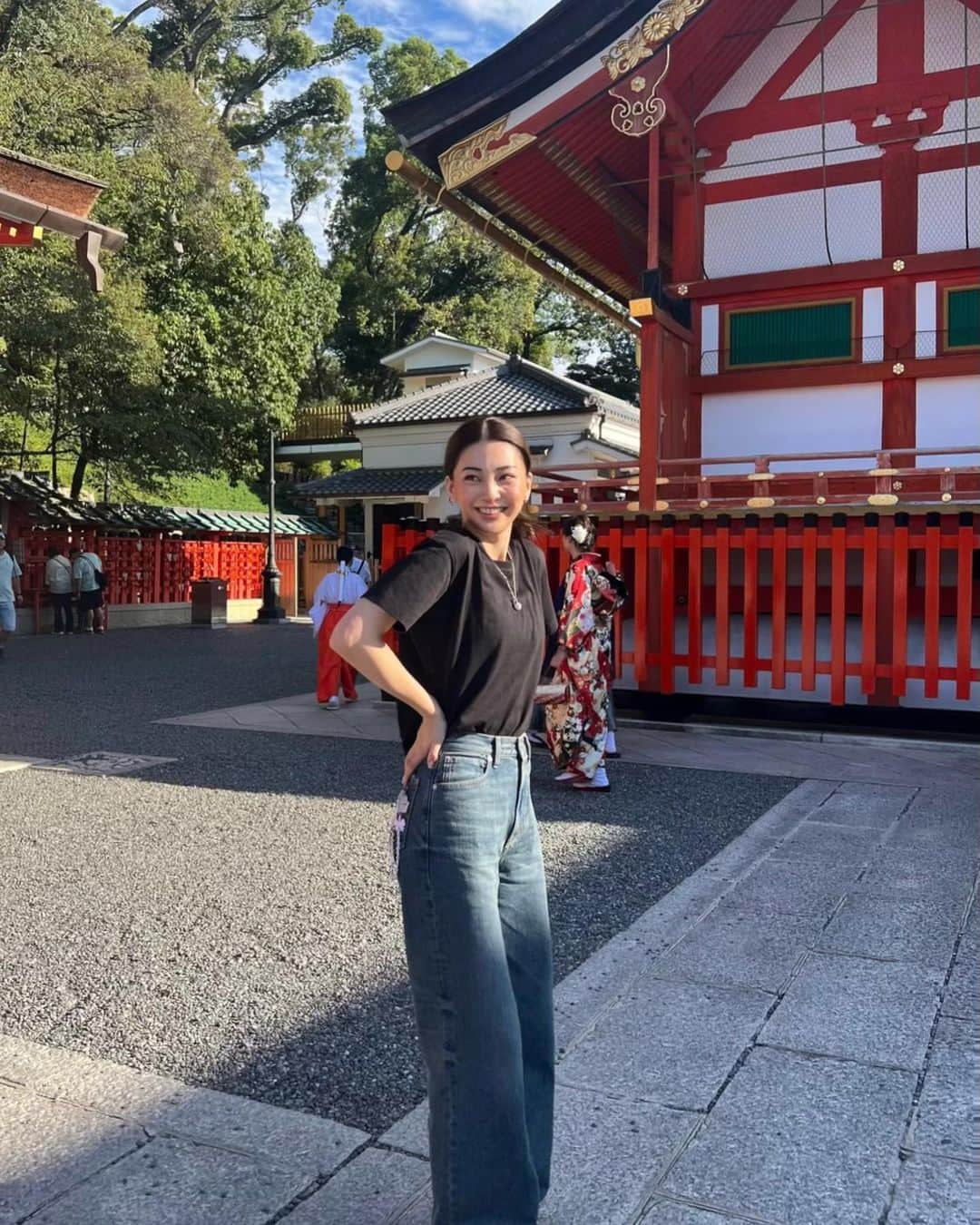 金谷鞠杏さんのインスタグラム写真 - (金谷鞠杏Instagram)「ーーーーーーーーーーーーーーー KYOTO🐶🍵⛩ Fushimi Inari Shrine  #Japan #kyoto #shrine #fushimiinaritaisha」10月27日 0時17分 - mariannu_official