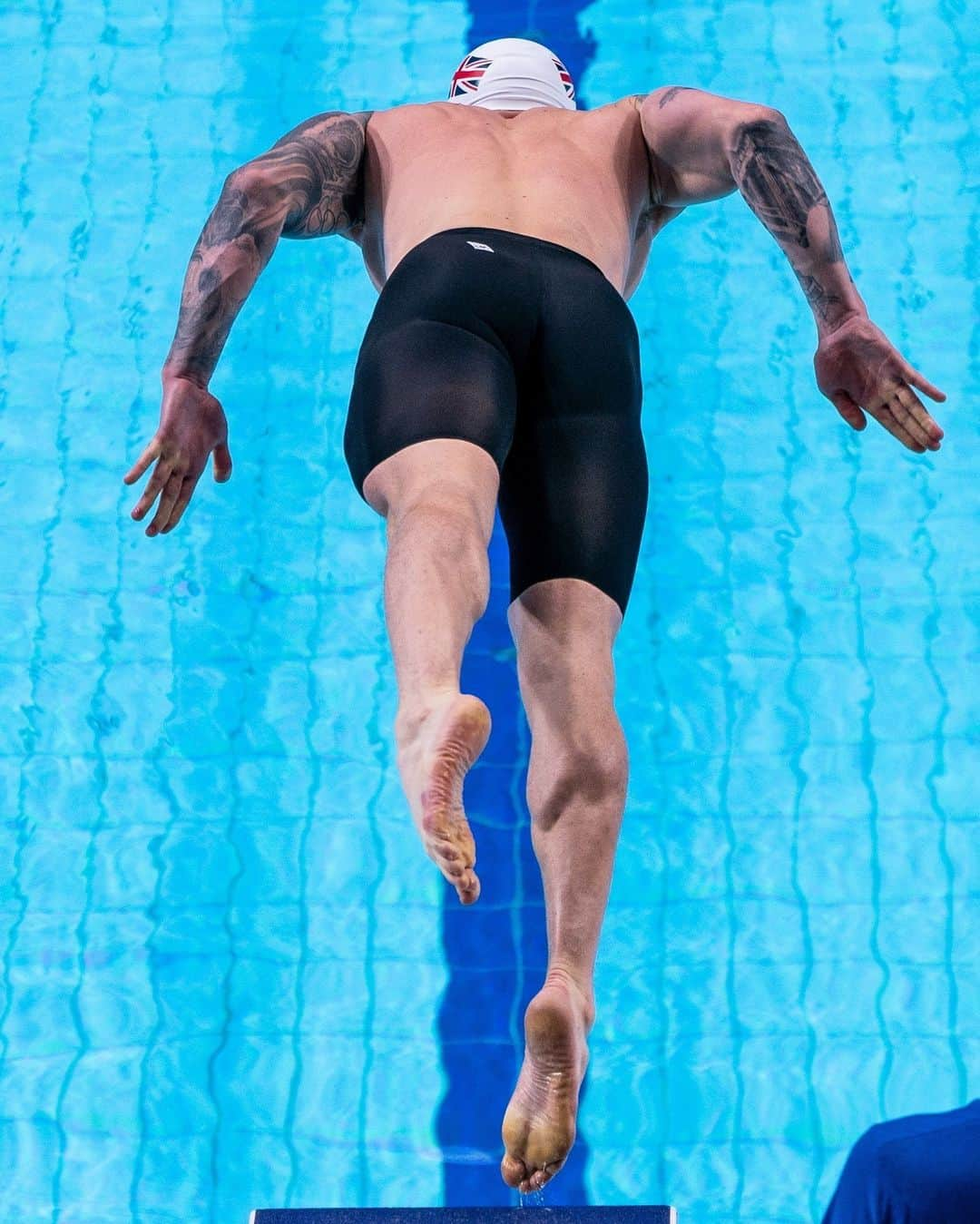 スピードさんのインスタグラム写真 - (スピードInstagram)「Heart pounding, butterflies in my stomach – that pre-race adrenaline rush is like nothing else.  #TeamSpeedo #SwimLife」10月27日 0時54分 - speedo