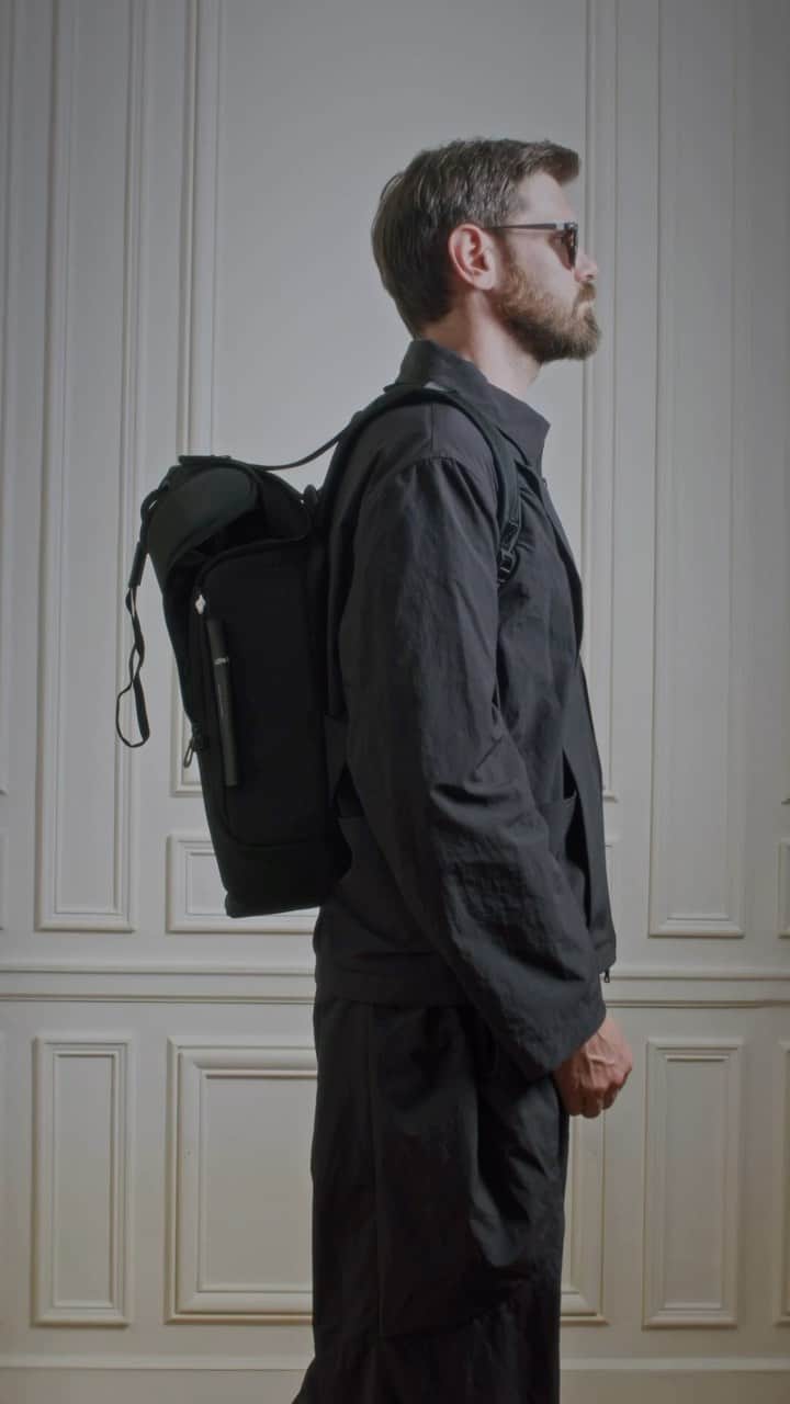 のインスタグラム：「In Motion: The AVON EcoYarn  New for Fall/Winter ‘23, the AVON is an expandable backpack that allows its storage capacity to be increased by unzipping various panels and compartments throughout.   As indicated throughout the video, the AVON has a main compartment that is accessed on the top of the bag, as well as a discrete back panel where you can store your laptop and other slim electronic devices.  Available from www.coteetciel.com」