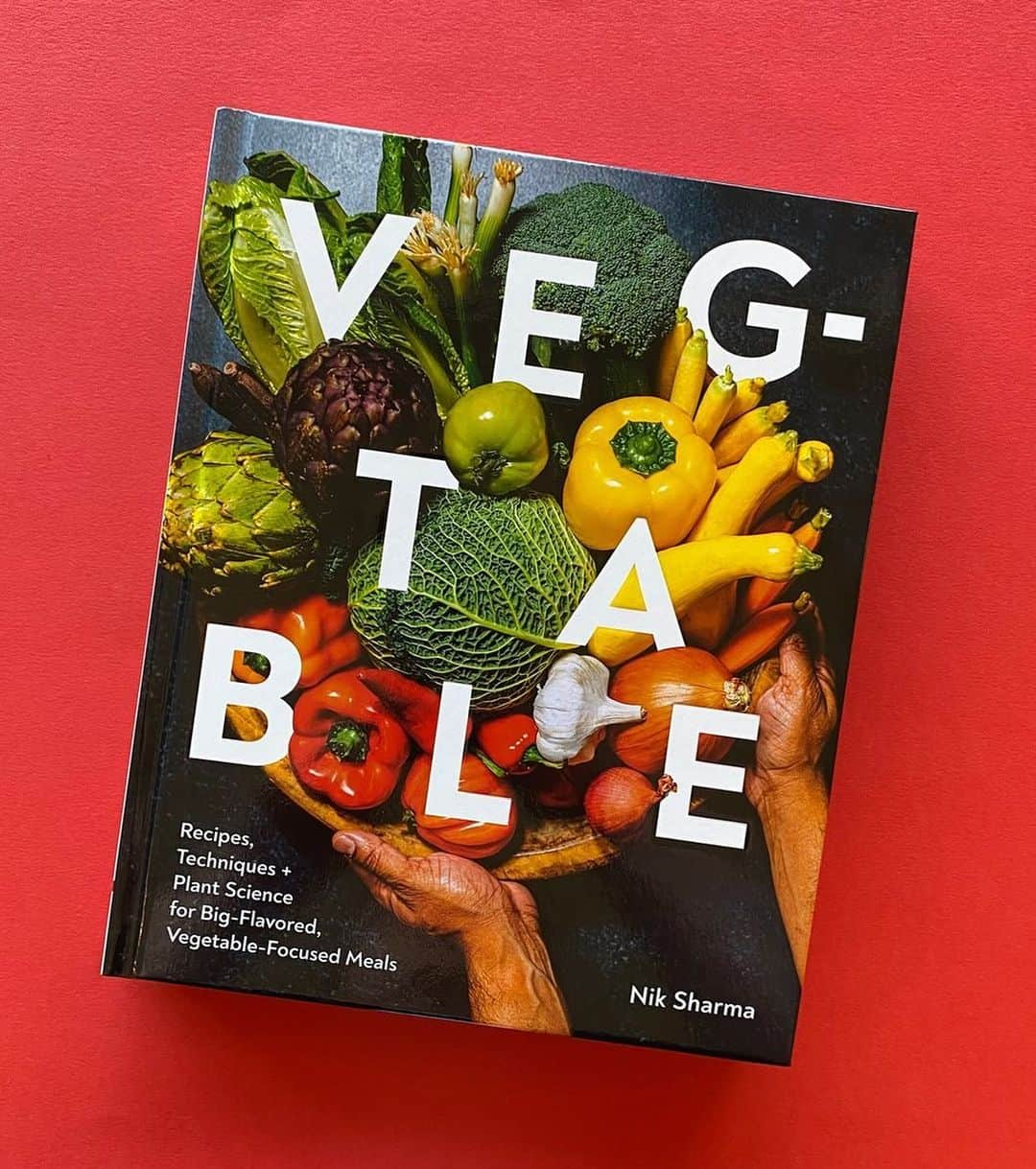 ナイジェラ・ローソンのインスタグラム：「And the hugest, hugest, HUGEST #CookbookCorner shout-out for @abrowntable’s must-have new book, Veg-Table! If I may repeat my quote from the cover: ground-breaking, inspiring, and delicious: Veg-Table is everything I’d hoped for and more!」