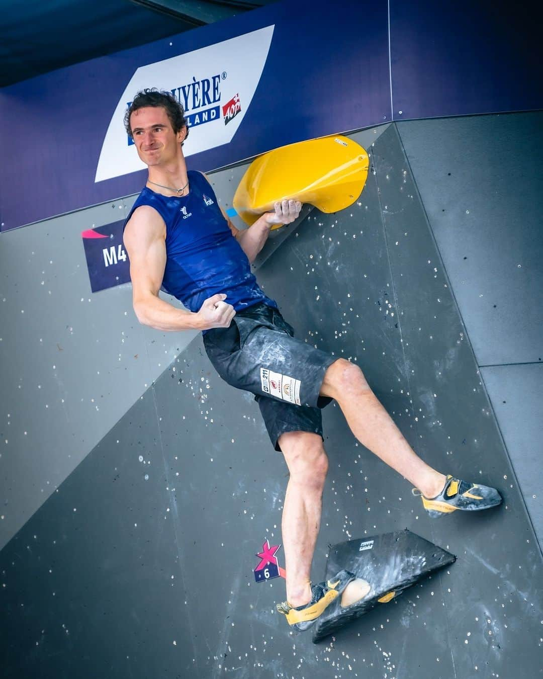 アダム・オンドラさんのインスタグラム写真 - (アダム・オンドラInstagram)「Boulder & Lead European Qualifier in Laval started today ✌️ The men will compete in bouldering and lead climbing combined from tomorrow, and the whole event will finish on Sunday. I'm ready, keen on competing and looking forward to what the route setters will prepare for us 💪  FRIDAY, 27 OCTOBER (UTC+2:00): 9:00 - men's boulder & lead qualification, boulder round 16:00 - men's boulder & lead qualification, lead round  SATURDAY, 28 OCTOBER (UTC+2:00): 9:00 - women's boulder & lead semi-final, boulder round 14:00 - men's boulder & lead semi-final, boulder round 19:00 - boulder & lead semi-final, lead rounds  SUNDAY, 29 OCTOBER (UTC+1:00): 9:30 - women's boulder & lead final 14:30 - men's boulder & lead final  You can watch the comps on @eurosport or on the @ifsclimbing YouTube channel ☝️  More information 👉 the link is in BIO.  Pics by @pet.phot from the European Championships in Mnichov 2022  #adamondra #AO #sportclimbing #climbing #bouldering #leadclimbing  @mammut_swiss1862 @lasportivagram @euroholds @rohlik.cz  @mix.it @sensfoods @hudysport @211_zpmvcr @horosvaz.cz  @mercedesbenz_autojihlava @olympcsmv @horosvaz.cz Cardion」10月27日 1時59分 - adam.ondra