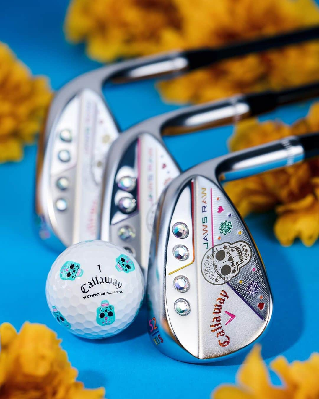 ジョン・ラームさんのインスタグラム写真 - (ジョン・ラームInstagram)「💀 Dia De Los Muertos wedge & ball giveaway 💀 See below how you can win this set of custom wedges and 2 dozen truvis balls:  -Follow @callawaygolf & @anthony.taranto -Tag 2 friends in the comments  Giveaway ends 11/1. ONE lucky winner will be chosen. Must be following to be eligible. Good luck!」10月27日 2時17分 - callawaygolf