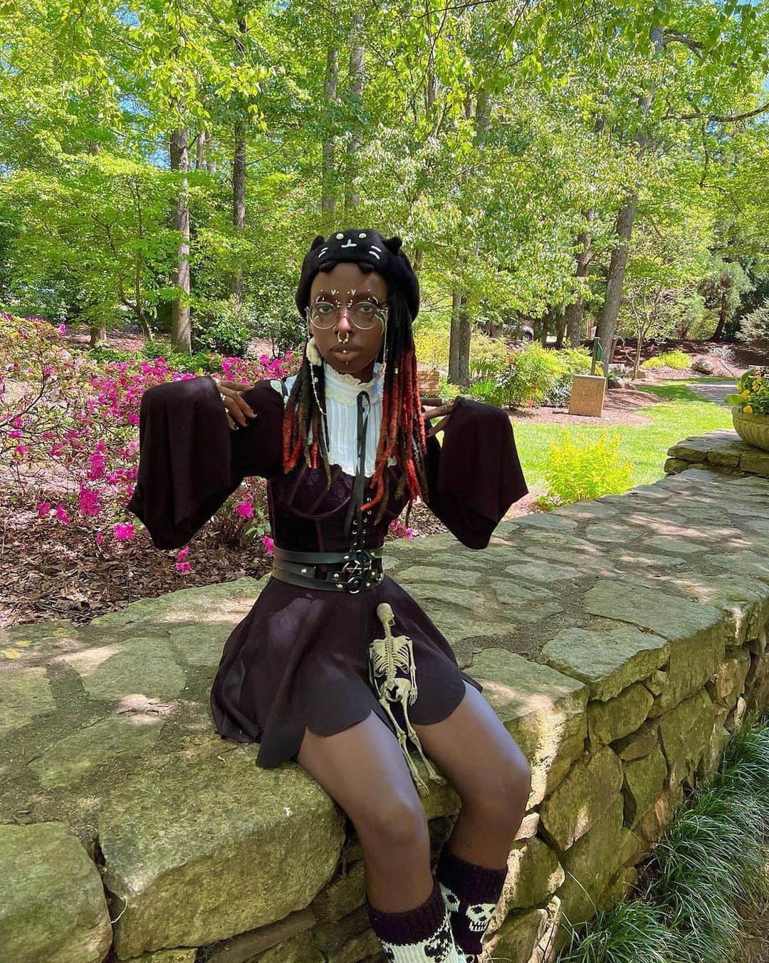 Instagramのインスタグラム：「@tayakun (Taya Lindsey) needs no excuse to put together a special look. ⁣⁣⁣  ⁣⁣⁣ “I love dressing up, whether it’s for going to work, the gas station or an anime convention. I love expressing myself through the way I dress — it could be with makeup, accessories or just the whole outfit. It shows people that I’m going to dress the way I want, whether they like it or not.” ⁣⁣⁣  ⁣⁣⁣ Taya’s love of cosplay and anime helps them build on outfits they’ve previously worn. “I think about what can make this one better, what can I add to this piece and just do a lot of mixing and matching. ⁣⁣⁣  ⁣⁣⁣ I get a lot of people telling me they wish they could dress the way I do but are too scared of being judged. Who cares what others think? If you like it, do it.” ⁣⁣⁣  ⁣⁣⁣ Photo by @tayakun」
