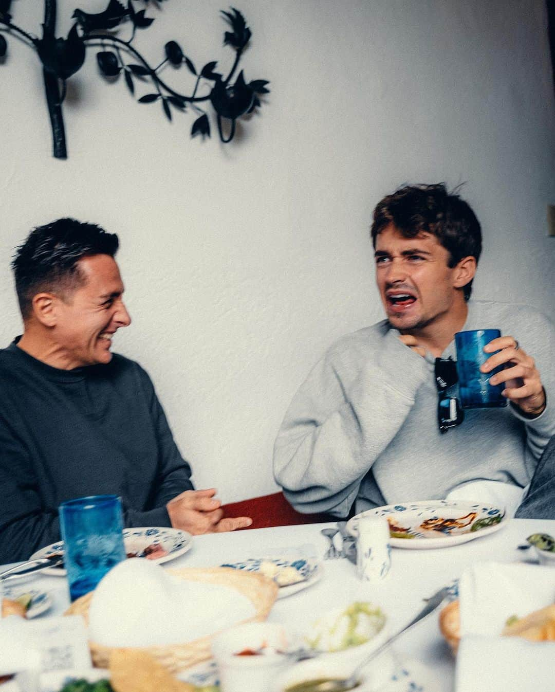 シャルル・ルクレールさんのインスタグラム写真 - (シャルル・ルクレールInstagram)「Holà Mexico, te amo, but this was too spicy for me 😂」10月27日 2時37分 - charles_leclerc