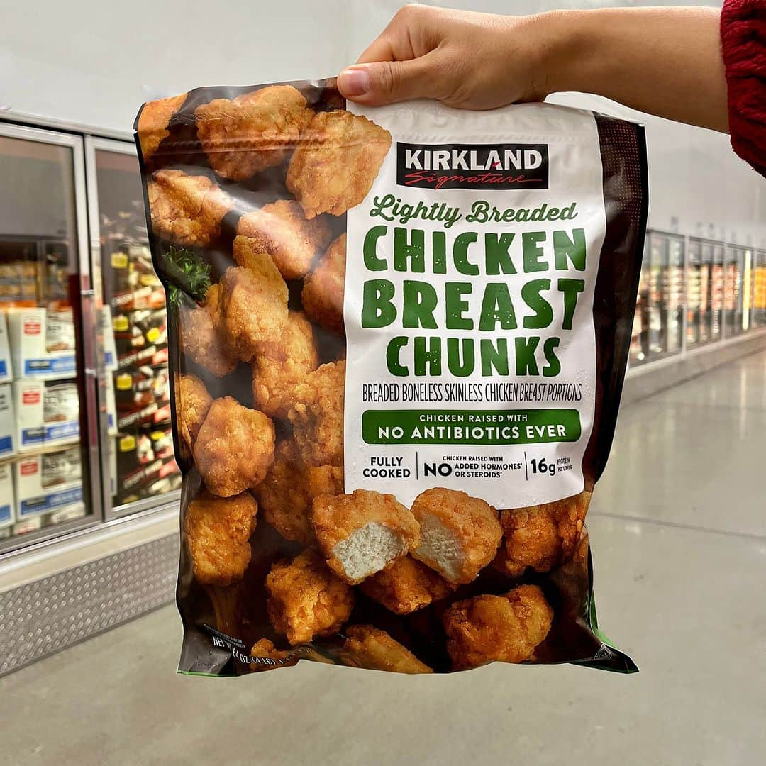 Costcoのインスタグラム：「🚨 NEW ITEM: Kirkland Signature™ Lightly Breaded Chicken Breast Chunks are now available in all regions.」