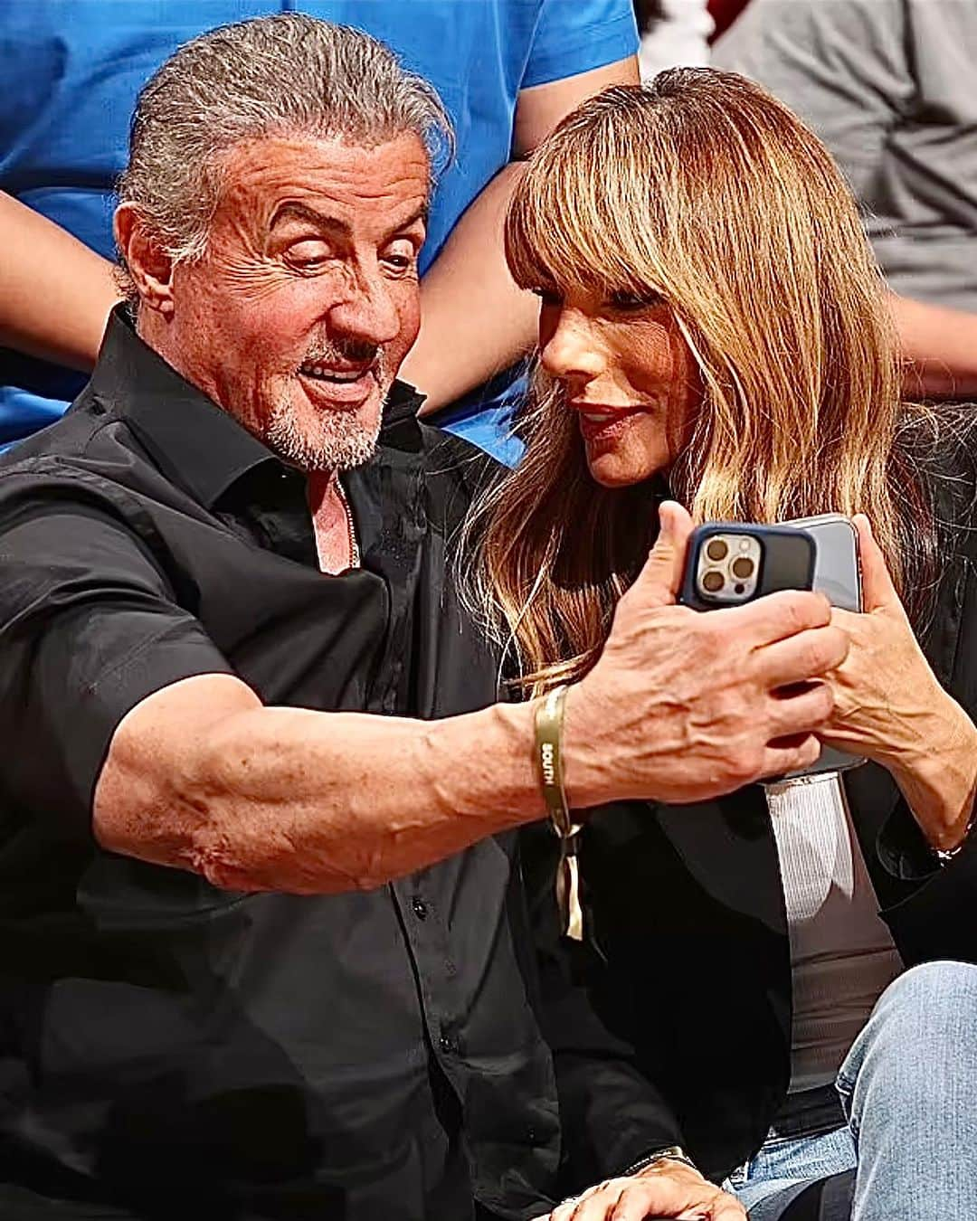 シルヴェスター・スタローンのインスタグラム：「Having a great time with Jennifer at the Miami Heat game!」