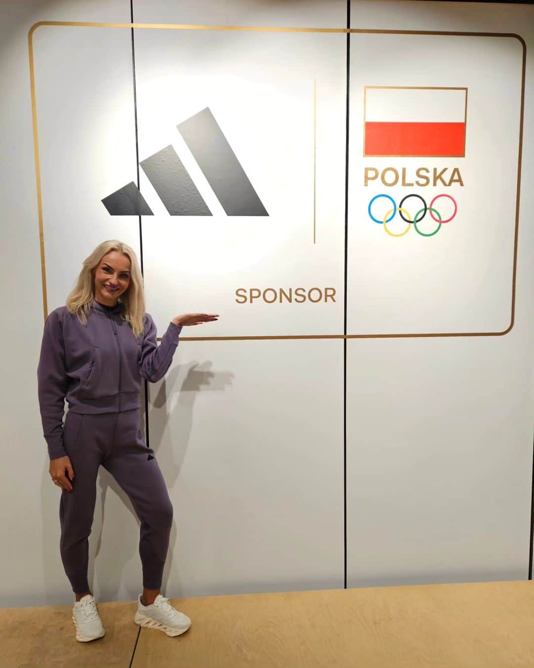 ユスティナ・シュエンテさんのインスタグラム写真 - (ユスティナ・シュエンテInstagram)「Proud of my Team- ADIDAS TEAM 🥰  @adidas @pkol_pl  #ImpossibleIsNothing #RoadToParis #współpraca」10月27日 3時22分 - justyna.swiety.ersetic