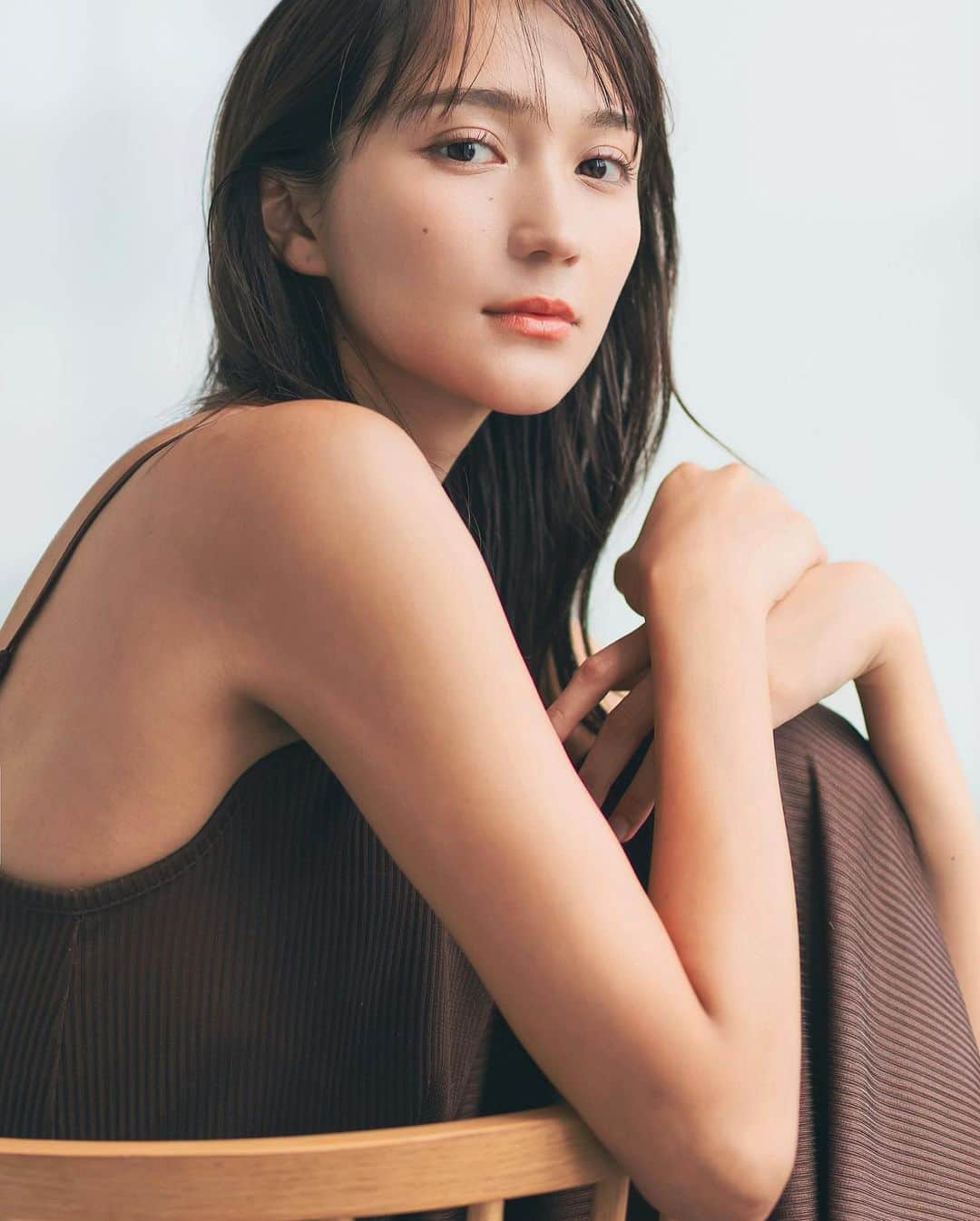 濱崎ナディヤのインスタグラム：「ここ最近の私を撮っていただきました。 ありがたや🙏」