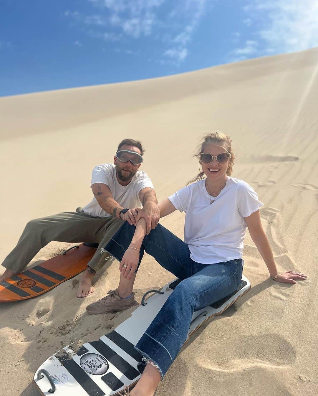 テリーサ・パーマーさんのインスタグラム写真 - (テリーサ・パーマーInstagram)「For the last ten days we’ve been on the road in an RV together as a family. We’ve been largely unplugged, it’s just been us and our conversations. It’s been the most present and deeply impactful time, which we have all been craving. The other day Bodhi reminded me of the “some kind of mystique” he experienced back in @southaustralia as he was under the water swimming with the sea lions (with the wonderful @calypsostarcharters). It’s those moments when nature really stops you in your tracks and words escape the feeling, the marvel. It’s truly healing, nature. ✨✨ I love sharing all the special hidden gems from my home state with people from all over the world. Sending love to everyone ❤️  P.s how WILD is that mating call koalas make? I’ve never seen it in person before! thanks to @auscoastsafaris for taking us to @mikkirastationkoalasanctuary for this up close and personal experience #seesouthaustralia #travelyourway」10月27日 13時22分 - teresapalmer