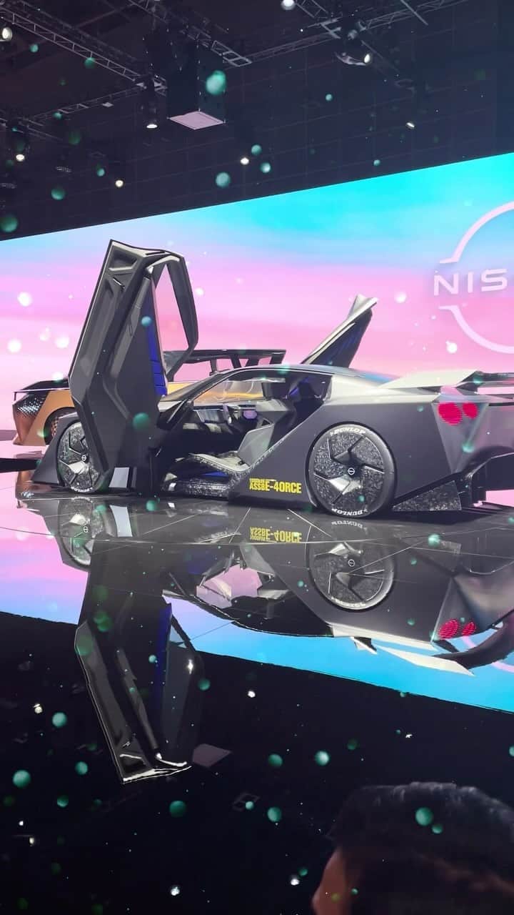 のインスタグラム：「As it says in its new name — Japan Mobility Show — this rebranded event is going beyond the unveiling of concept cars and showing us many new ways that tech can keep us moving into the future.   The event, being held at Tokyo Big Sight, opens to the public on Oct. 28 and runs until Nov. 5.   📸: @louise.claire.wagner  #JapanMobilityShow #automobiles #cars #mobility #Japan #tokyo #Nissan #Toyota #Honda #Joby #Suzuki #BYD #Subaru」