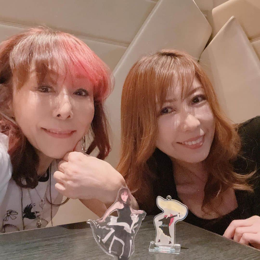 杏子のインスタグラム：「#billboard大阪  今日です！  新しい #アクスタも 仲間入り  #土屋玲子 ちゃんと」