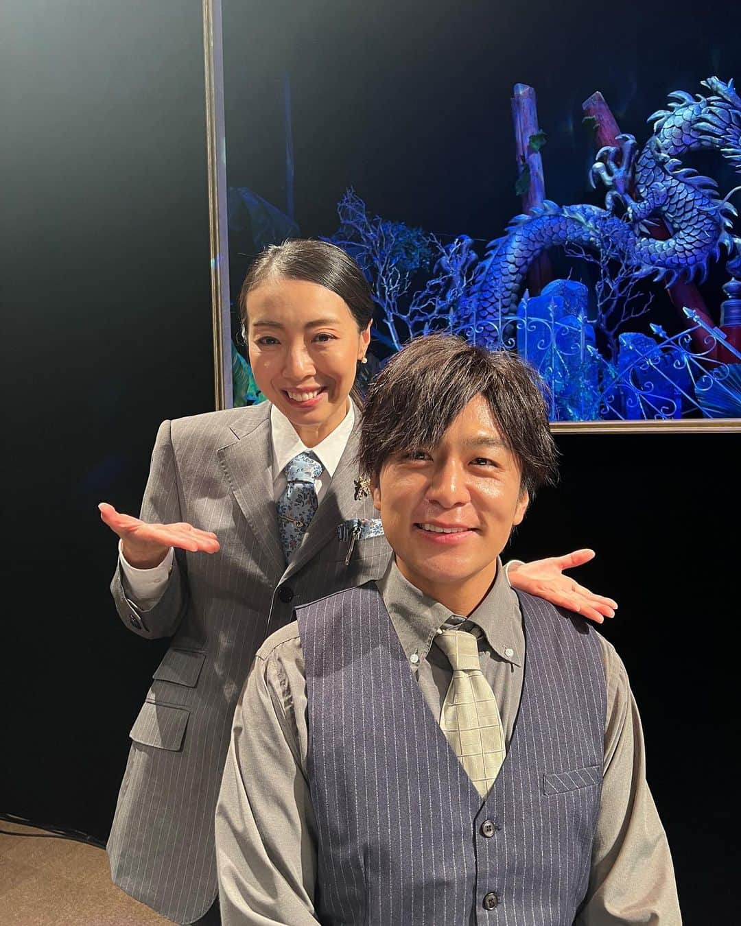 藤澤ノリマサさんのインスタグラム写真 - (藤澤ノリマサInstagram)「*  舞台「ETERNAL GHOST FISH-永恒机关魚-」🎭 のお写真を📷  ヨシコ役の #田中良子 さん エリザベス役の #柴田淳 さん シャンラン役の #傳谷英里香 さん  皆さんにどんだけサポートしてもらったかわかりません。  みんなと居ると本当に楽しかった。  また皆さんとご一緒出来る様に頑張ります！  作・演出：#西田大輔 さん  #舞台EGF #舞台永魚 #鈴木勝吾 さん #萩谷慧悟 さん（ #7ORDER ） #傳谷英里香 さん #山口大地 さん #瀬戸利樹 さん #田中良子 さん #萩野崇 さん #川本成 さん #柴田淳 さん #玉城裕規 さん #藤澤ノリマサ #仲間 #ありがとう #頑張った #宝物 #思い出  *」10月27日 9時16分 - fujisawa_0308