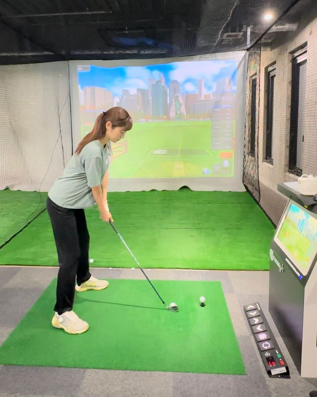 原史奈さんのインスタグラム写真 - (原史奈Instagram)「おはようございます☺️ 朝練してきた⛳️ 時間がある時は少しだけでも練習を #朝練 #原史奈  #ゴルフ #ゴルフレッスン #ゴルフ練習 #ゴルフ女子 #ゴルフ大好き #golf #ゴルフウエア #ゴルフコーデ #ゴルフグッズ #ゴルフ動画 #ping #g410 #callaway #paradym #paradymmaxfast #even #archivio #アルチビオ #resurrection #eyevol #cuartounited #instagolf」10月27日 9時09分 - fuminahara