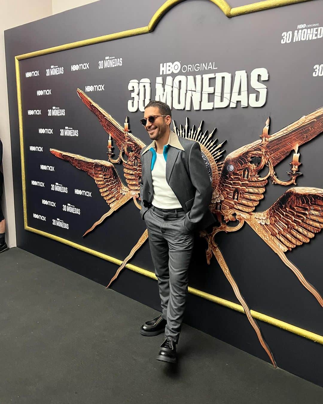 ミゲル・エンジェル・シルベストレのインスタグラム：「Estreno de #30monedas en México. Una noche inolvidable!  @prada  @hbomaxmx @hbomaxla @alexdelaiglesia @hbo」