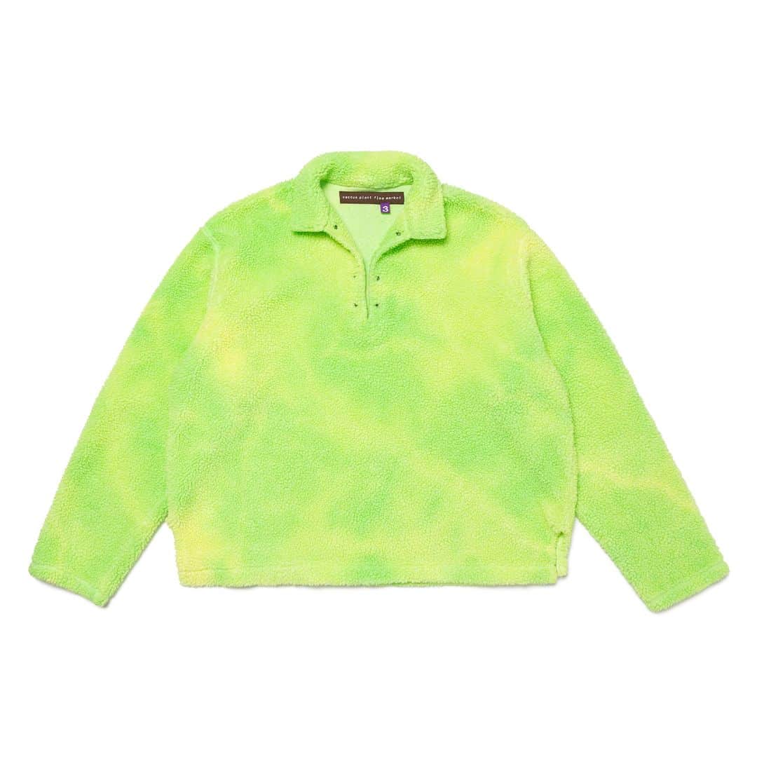 HUMAN MADEさんのインスタグラム写真 - (HUMAN MADEInstagram)「“LIME COWBOY PULLOVER” will be available at 28th October 11:00 am (JST) at Human Made Online Store.   10月28日AM11時より、”LIME COWBOY PULLOVER” が HUMAN MADE のオンラインストアにて発売となります。  ※この商品はCACTUS PLANT FLEA MARKET のアイテムであり、HUMAN MADE とのコラボレーションアイテムではありません。  *This product is a Cactus Plant Flea Market item and is not a collaboration with Human Made.  ワイドシルエットのプルオーバージャケット。ボアパイル素材を手作業で染色したライムグリーンをベースに、CACTUS PLANT FLEA MARKETオリジナルの模様が施されています。  Pullover boa pile jacket with a wide silhouette. The design features an original Cactus Plant Flea Market pattern on a hand-dyed lime green base.」10月27日 11時06分 - humanmade