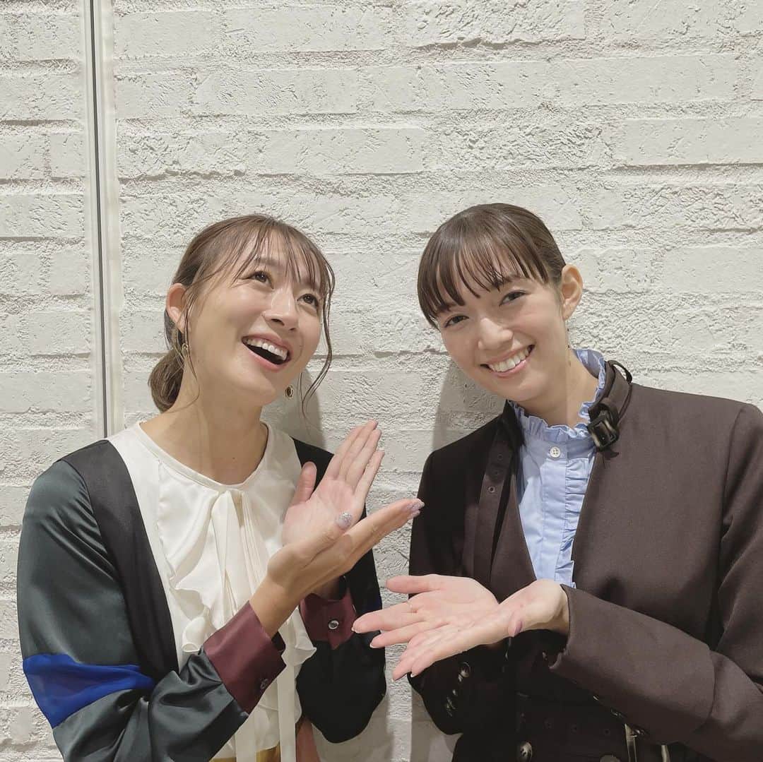 大島由香里さんのインスタグラム写真 - (大島由香里Instagram)「10月28日(土)19:56～日本テレビ「世界一受けたい授業」  佐藤栞里様かわいすぎて昇天😇 所属事務所を聞かれた時の説明で、いつも栞里様のお名前を使わせていただいています……  #佐藤栞里 ちゃん #かわいい #かわいすぎる #好きぃ！ #日本テレビ #世界一受けたい授業」10月27日 11時28分 - yukari__oshima
