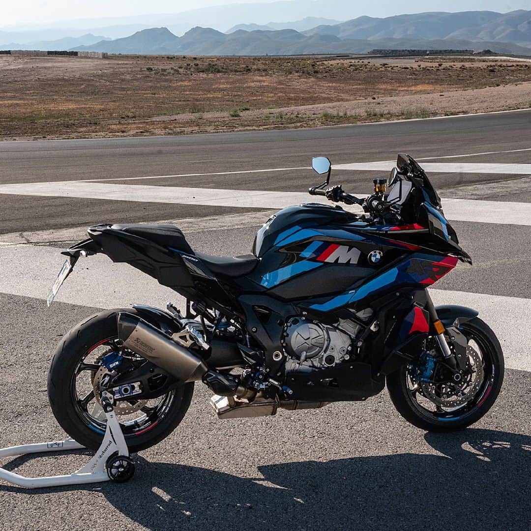 BMW Motorrad Japanのインスタグラム