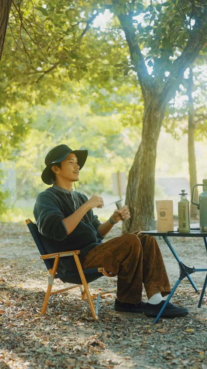 ビートないとーのインスタグラム：「良い公園見つけちゃった☺️🤙✨ コーヒーをゆっくり淹れて飲む休日☕️  #coffeetime #solocamping #캠핑 #커피 #コーヒータイム #咖啡」