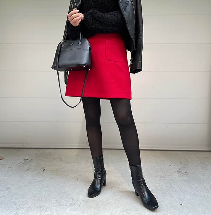 Mode Robeのインスタグラム：「* * NEW item...✔︎ * ツイードポケットミニスカート/3カラー 【mr5606】 black,pink,red * * * #MODEROBE #韓国女優ファッション」