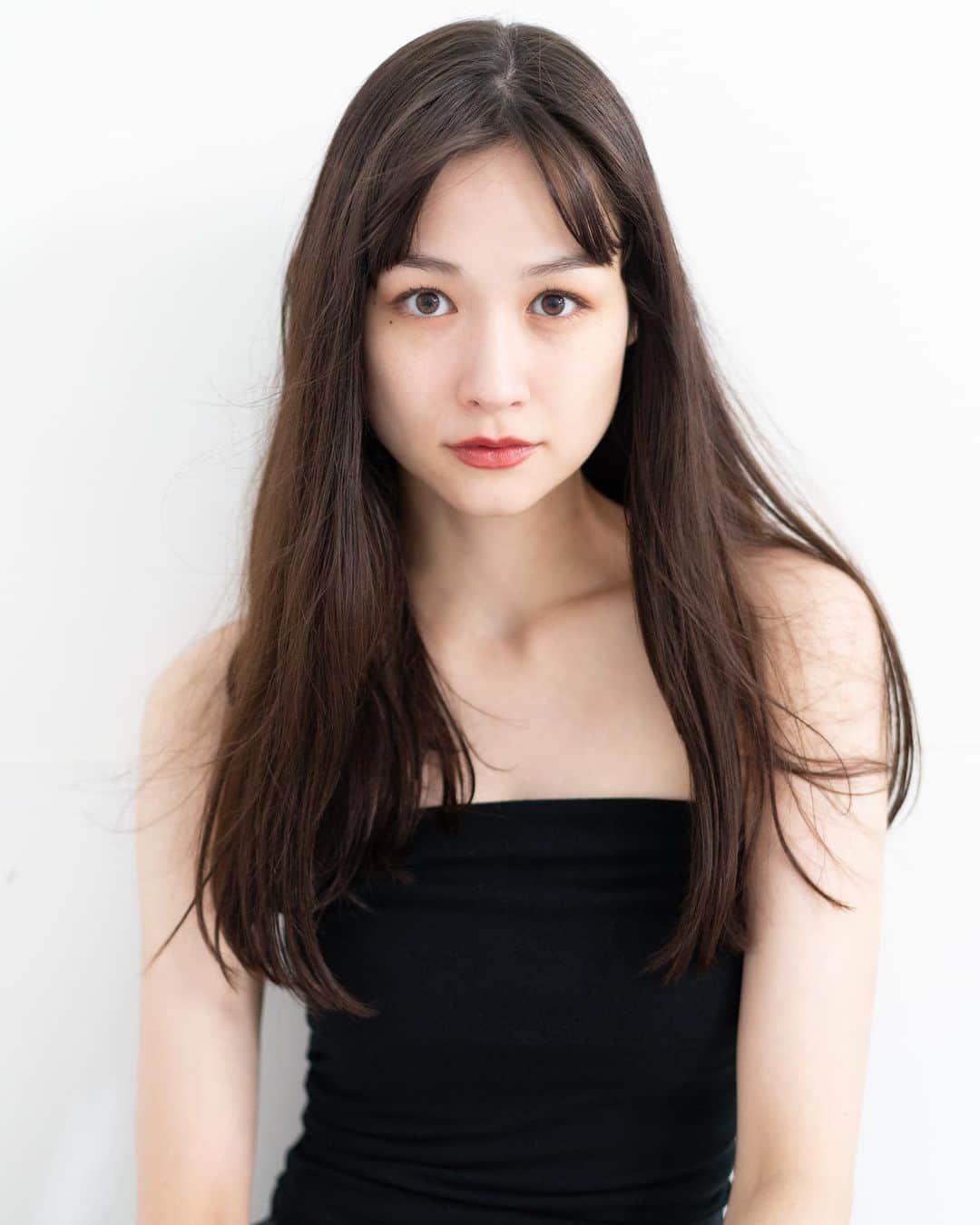 莉奈さんのインスタグラム写真 - (莉奈Instagram)「⁡ NEW HEADSHOTS✌🏻 宣材写真を新しくしました✨ ⁡ 今回は木南清香さん (@kinami_sayaka )に撮っていただきました✨楽しい１日だったなぁ♡ そして私らしく撮れて嬉しい〜✨ 清香さんありがとうございました☺️ ⁡ #headshot」10月27日 12時39分 - rinascollage