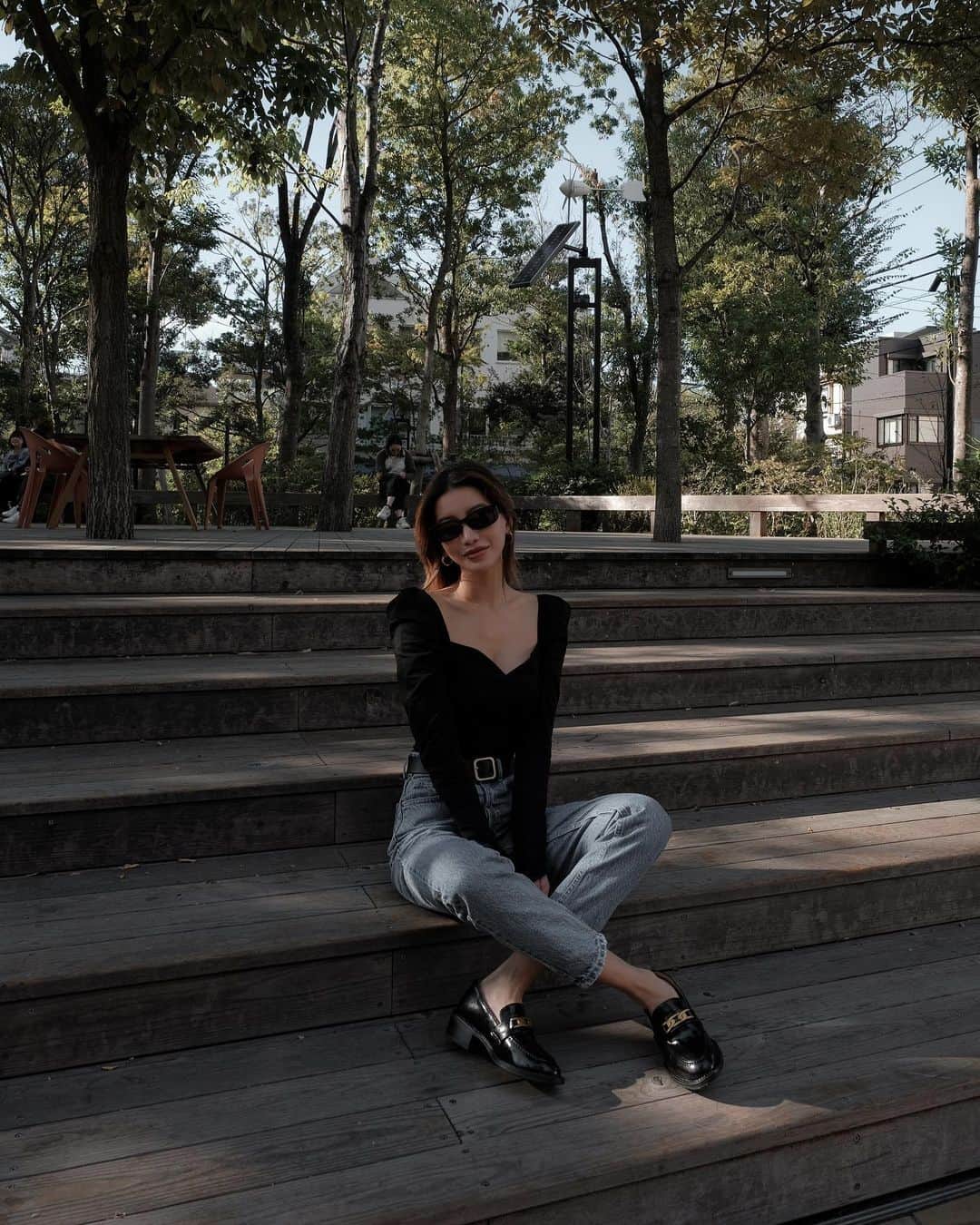 Kanna♡Ivyさんのインスタグラム写真 - (Kanna♡IvyInstagram)「Cozy hour☀️💛  top @_elis.official  jeans @zara  shoes @_elis.official  bag @balenciaga」10月27日 22時18分 - kkkkkkanna