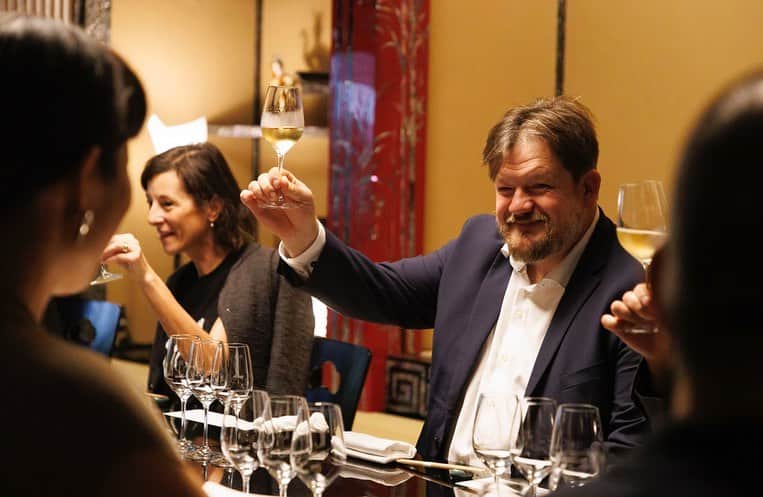 Candlewick Co., Ltd.さんのインスタグラム写真 - (Candlewick Co., Ltd.Instagram)「Happy World Champagne Day 🥂  弊社が広報を担当しているフランス売上No.1シャンパーニュ”ニコラ•フィアット”。 今週は醸造最高責任者のギョーム・ロフィアンが4年ぶりの来日を果たし、メディア、トレード、ソムリエの方々にセミナーを実施しました。 日本の皆さんにニコラ・フィアットを楽しんでいただくことができて、幸せな1週間でした✨  #フランス #ニコラ・フィアット #シャンパーニュ #イベント #ChampagneDay」10月27日 22時21分 - candlewick_jp