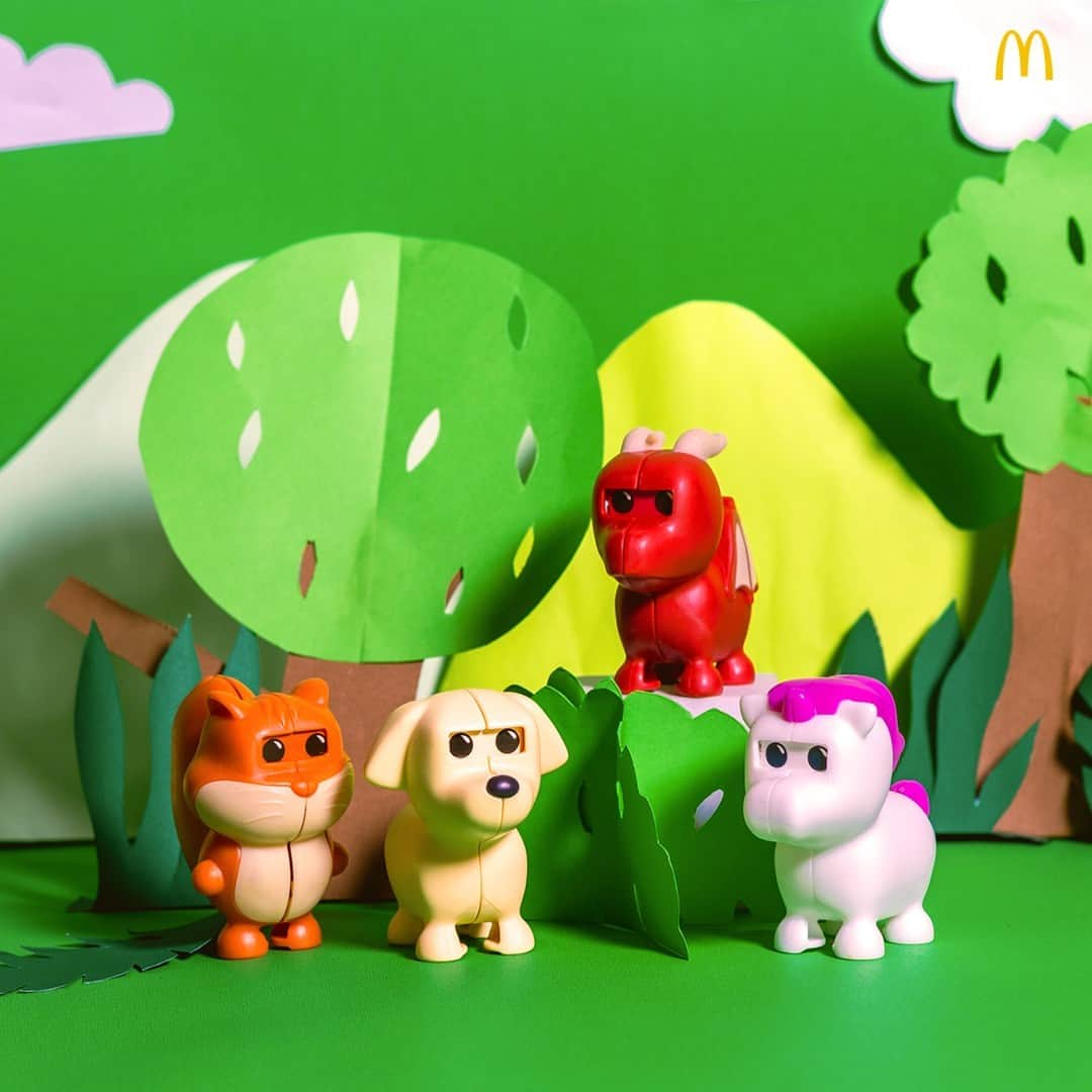 McDonald's Philippinesのインスタグラム：「Adopt Me! Cutie 🤞✨ Order and Collect the Adopt Me! Happy Meal through McDelivery and keep this cool gang together!」