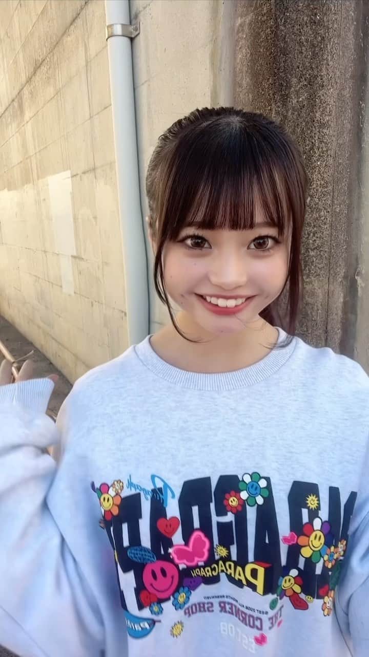 杉井美咲さんのインスタグラム動画 (杉井美咲Instagram)「10月もあとちょっとだね😿もうすぐハロウィン楽しみー🎃🤍 ・ ・ jk