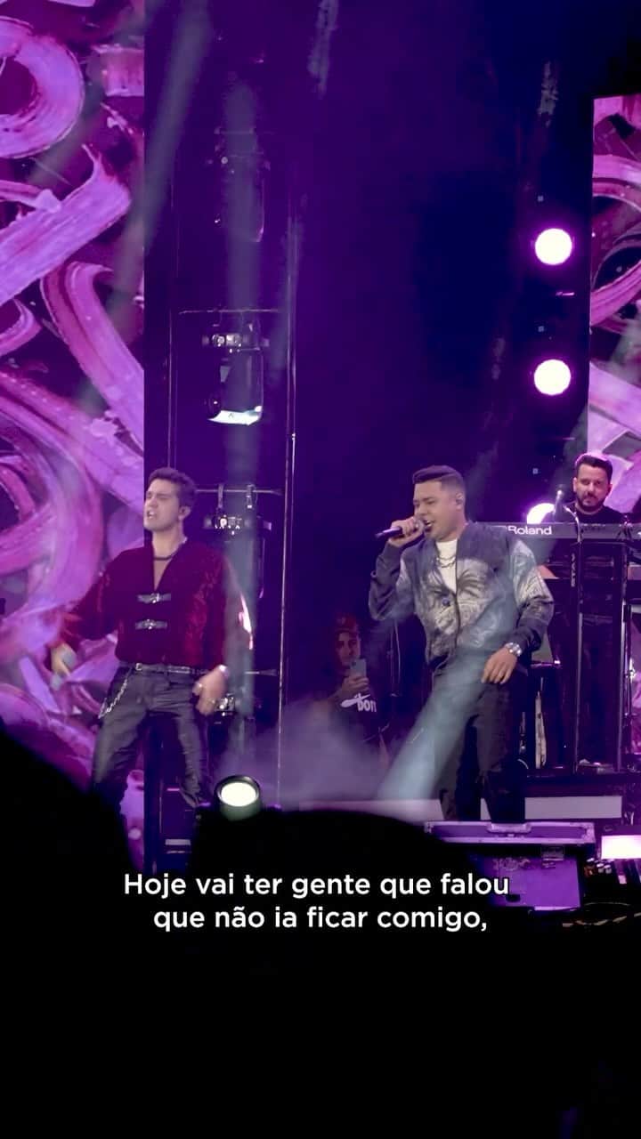 ルアン・サンタナのインスタグラム：「Tá no MUNDO! “Última Noite”, música que gravamos juntos, já está disponível em todos os apps de música e o clipe no YouTube! Ouçam! ✨🎶」