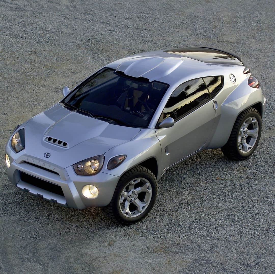toyotausaのインスタグラム：「Our favorite memories from the 2000's? These unique concepts from Calty Design Research. #FBF #LetsGoPlaces」