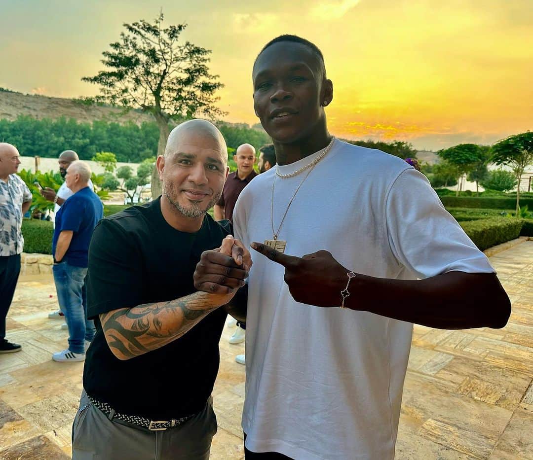 ミゲール・コットのインスタグラム：「A pleasure to meet you @stylebender keep it UP 🔥👊🏼🔥@TURKIALALSHIK @RIYADHSEASON #FURYNGANNOU #RIYADHSEASON」