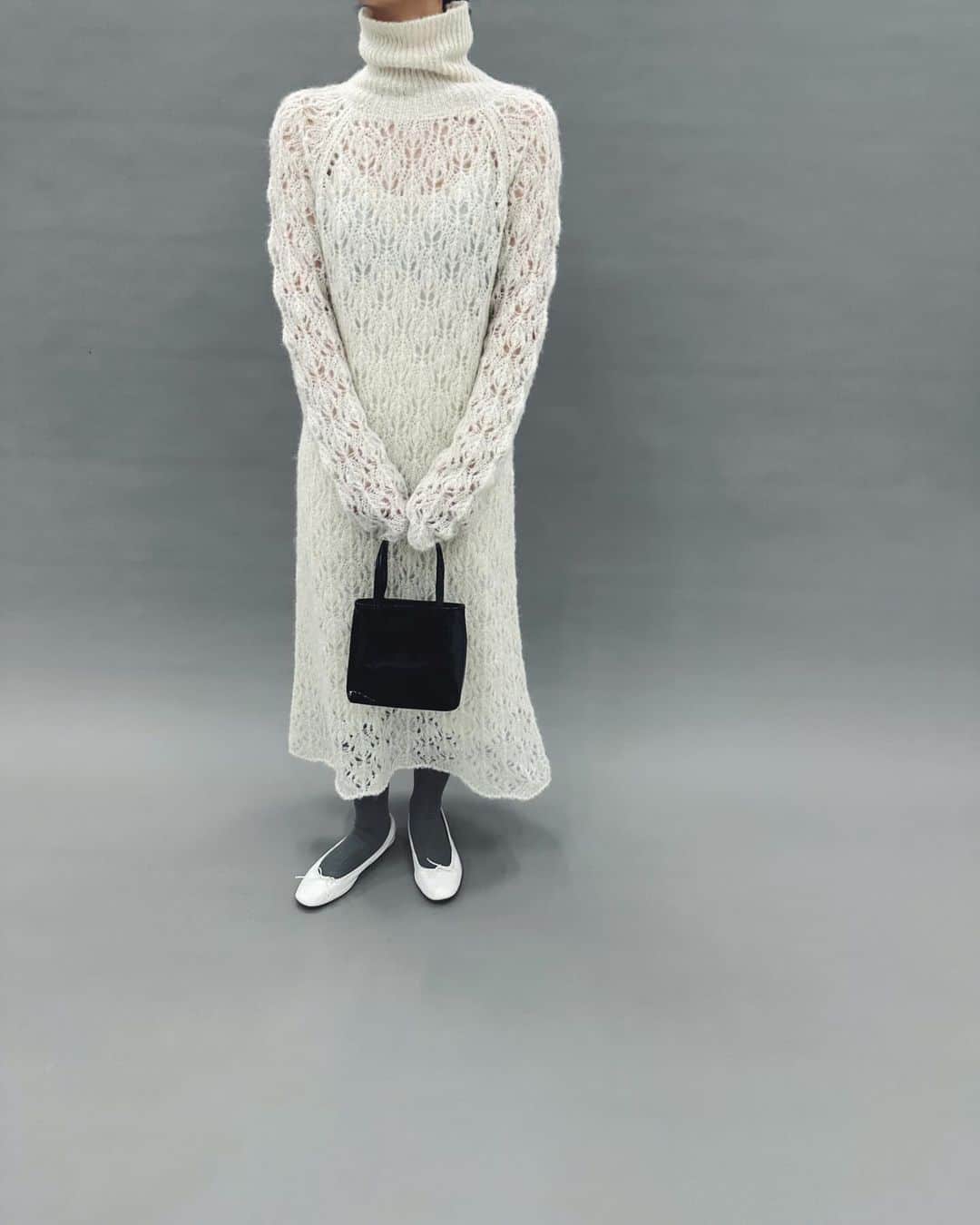 エディットフォールルさんのインスタグラム写真 - (エディットフォールルInstagram)「. AYNI @ayniuniverse  10.28 11:00 new in  knit dress (beige,pink,white) ¥34,000+tax  .」10月27日 14時37分 - editforlulu_official