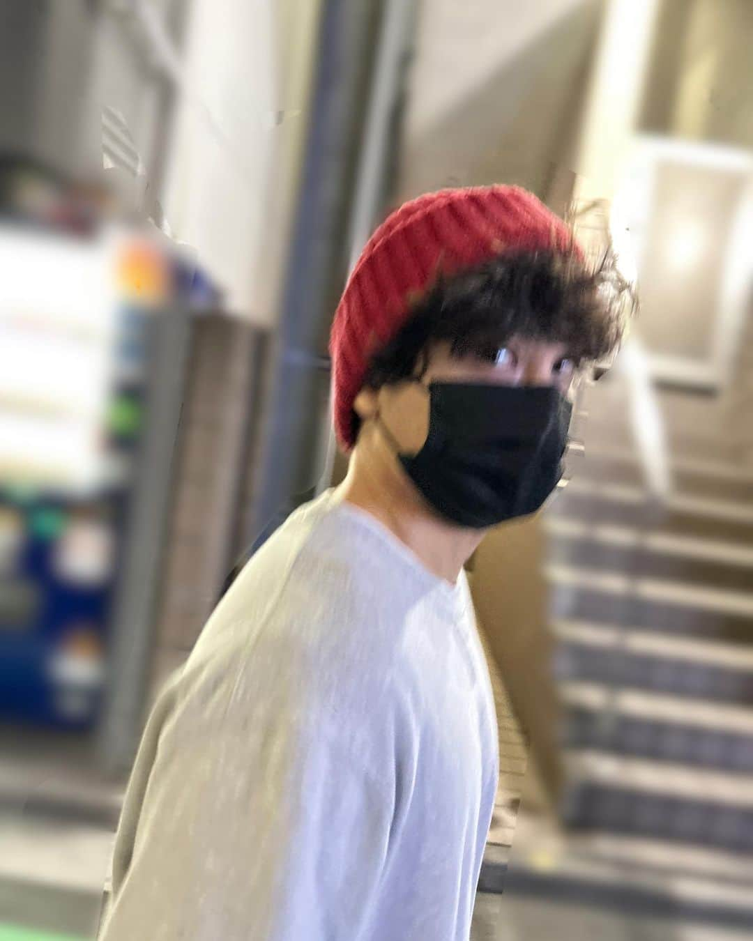 矢野聖人さんのインスタグラム写真 - (矢野聖人Instagram)「こういう格好で現場行く時もあります。  #outfit #通勤コーデ  #yanomasato #矢野聖人」10月27日 14時44分 - masato_yano