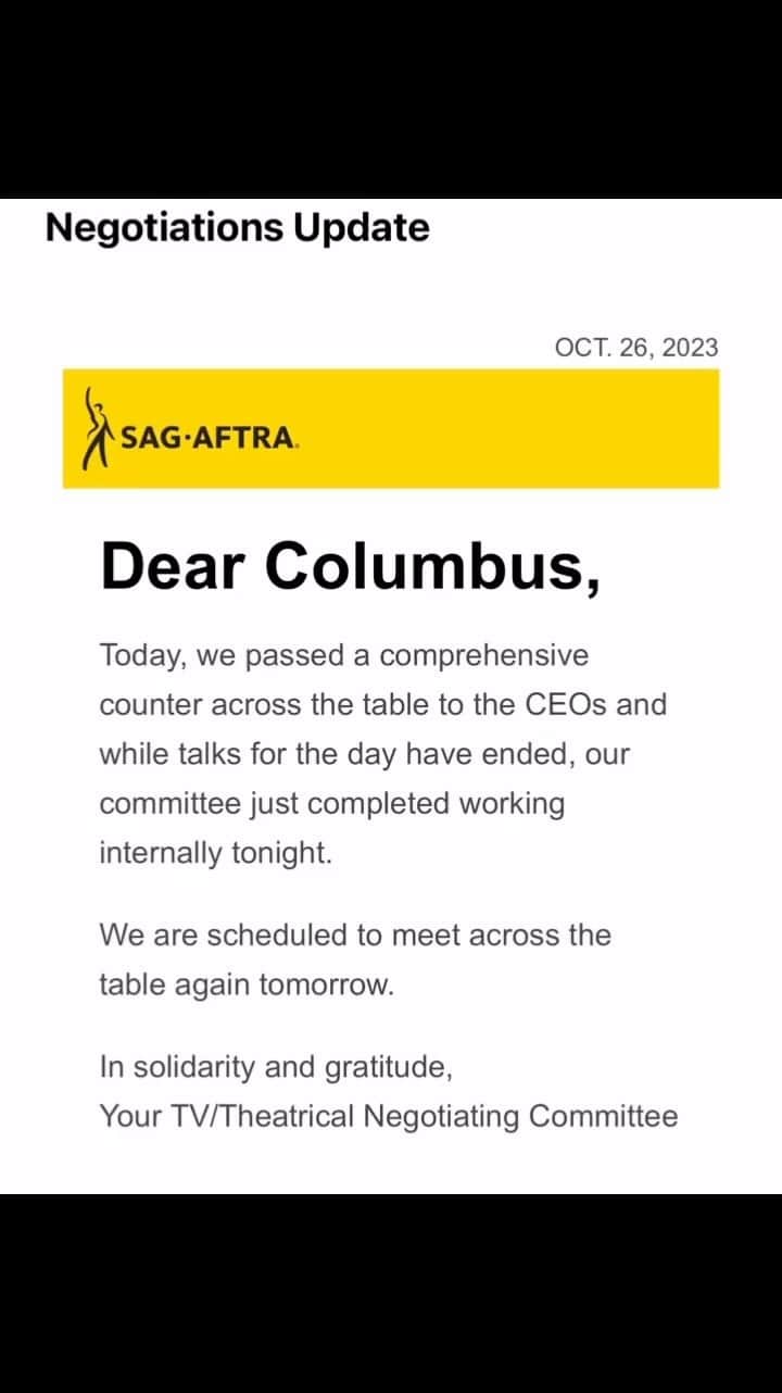 のインスタグラム：「For those who are not at the table and do not get updates here is the latest! Something’s gotta give…and soon so to all the talent, crew and families that have been impacted by this prolonged negotiations  I urge you to HOLD ON! It’s almost over! In the meantime keep creating, keep studying, keep your minds and hearts right and be ready to come back with a vengeance⚔️ @orca_united_society #ORCAWave📡🌊🐳」