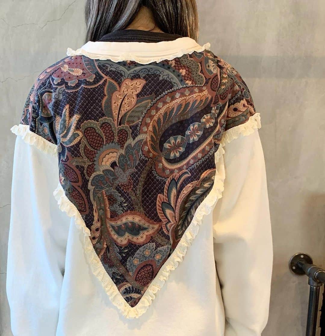 birthdeathのインスタグラム：「New Arrival  80's Design sweat cardigan  #birthdeath #vintage」