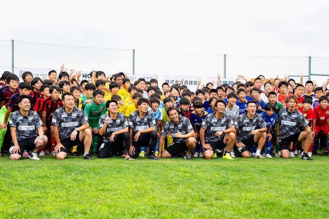 巻誠一郎さんのインスタグラム写真 - (巻誠一郎Instagram)「.  FD CUP【U-12国際フットボールドリームカップ2024】in九州  2024.4/5(金) 4/6(土) 4/7(日) 熊本県初のU-12国際サッカ大会  着々と準備が前進しております！ 沢山の選手たちの笑顔が見れることを思い描きながら…  ※参加チームも確定してきておりますので 随時情報をアップしていきます。 フォロー宜しくお願い致します🙇🏻‍♂️」10月27日 16時14分 - makiseiichiro9