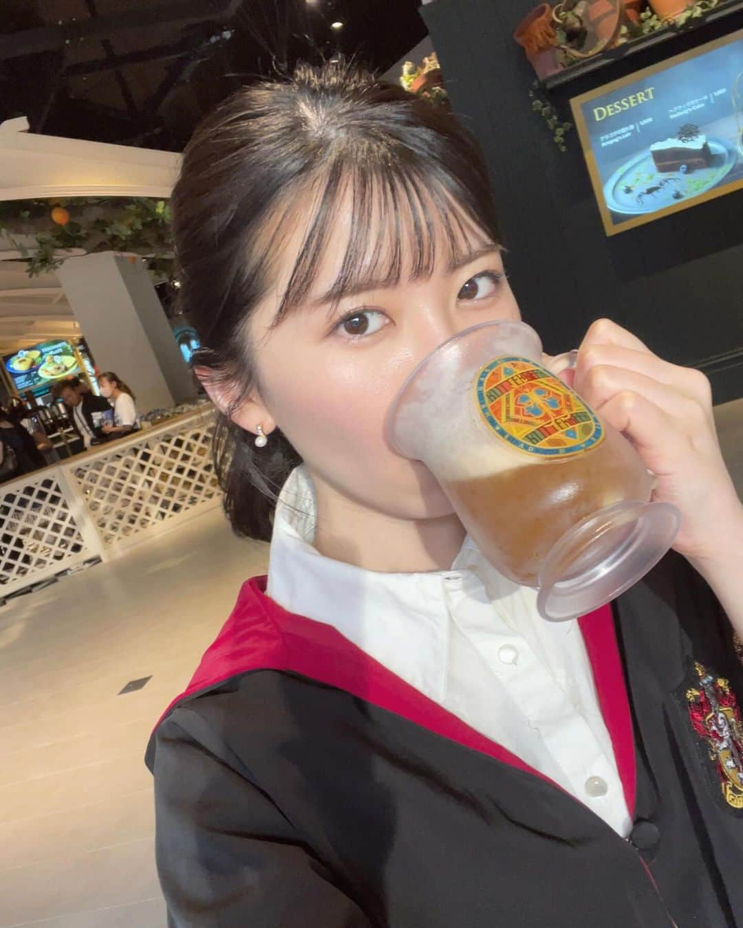 駒木結衣さんのインスタグラム写真 - (駒木結衣Instagram)「夏に行ったハリポタ🍿🪄 @wbtourtokyo   いつまでも魔法の世界に憧れます…🩶  #ハリーポッタースタジオツアー」10月27日 16時45分 - komaki_yui