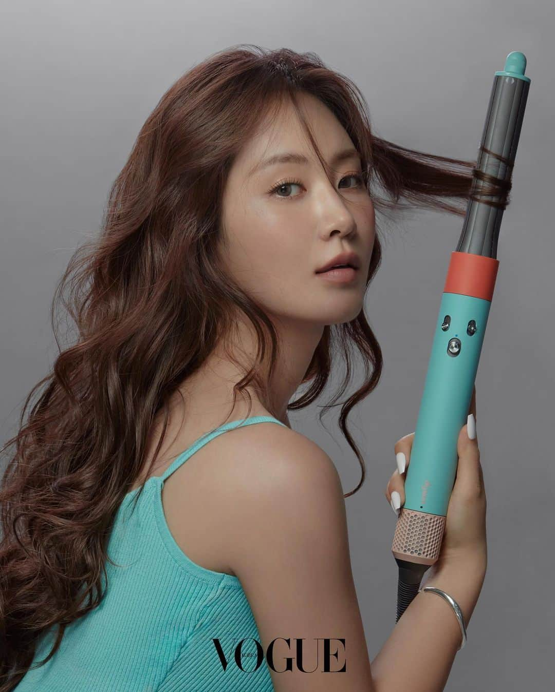 ユリ さんのインスタグラム写真 - (ユリ Instagram)「📸#vogue #dyson」10月27日 17時00分 - yulyulk