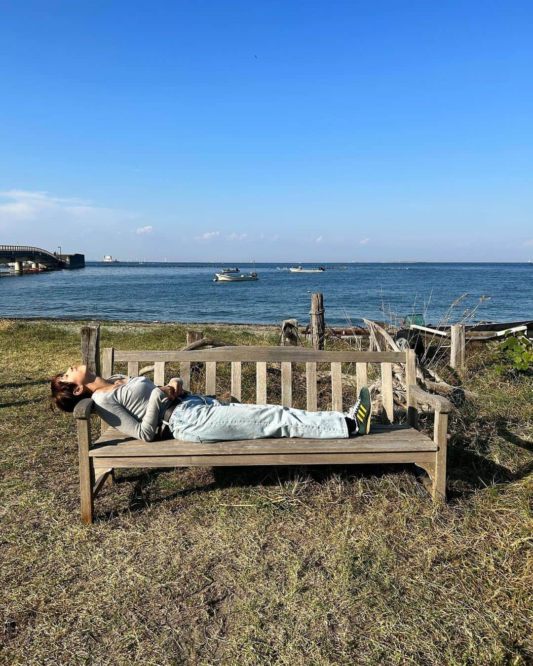 モーガン茉愛羅さんのインスタグラム写真 - (モーガン茉愛羅Instagram)「海へ行ったら足だけでも入る🦈🌊 気分転換、😚」10月27日 16時55分 - malaciel